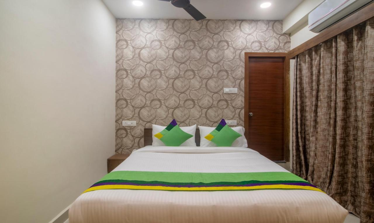 Treebo Navya The Park Hotel Hyderabad Exterior foto